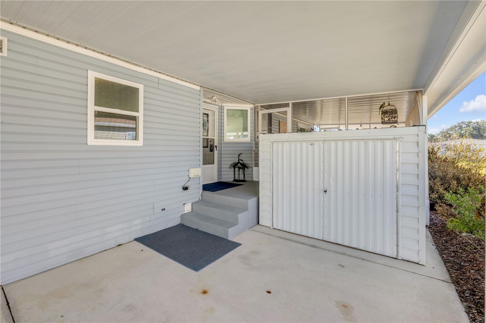 Image 28 of 71 For 290 Navajo Drive