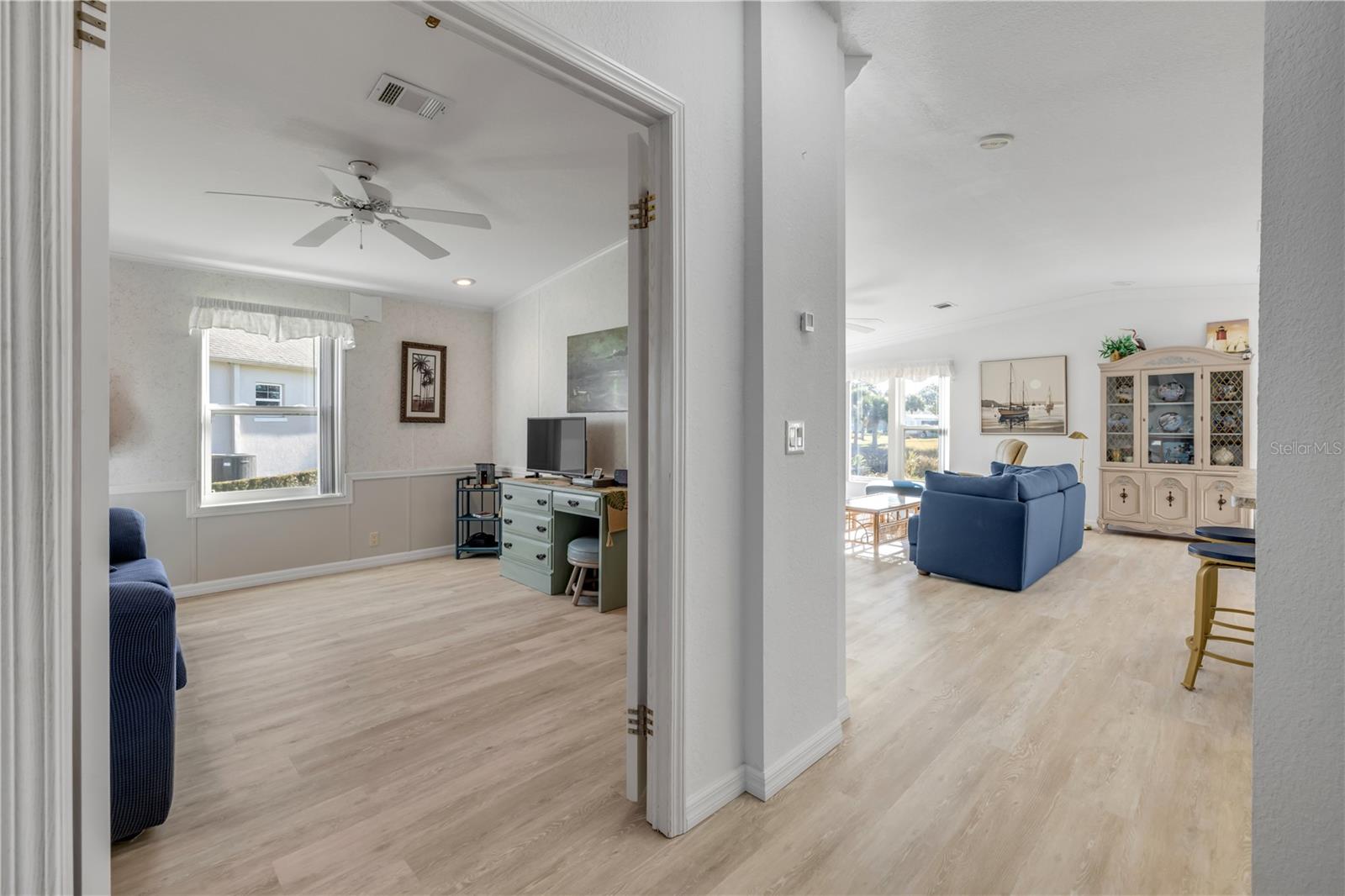 Image 35 of 71 For 290 Navajo Drive