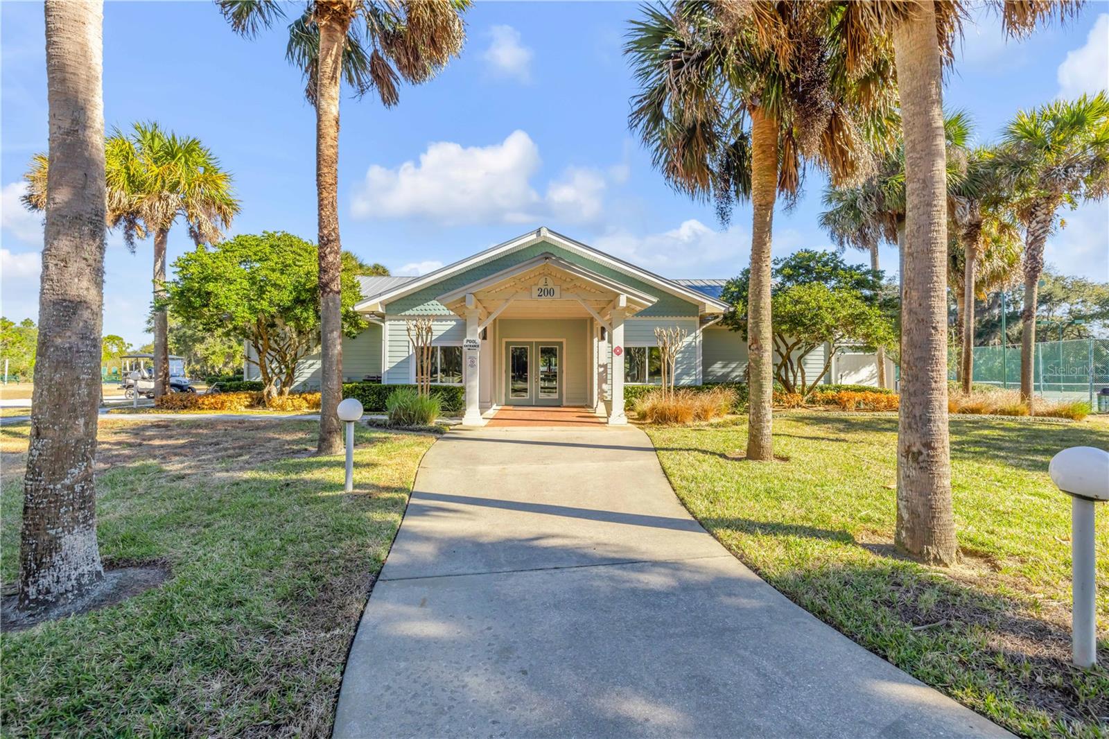 Image 36 of 71 For 290 Navajo Drive