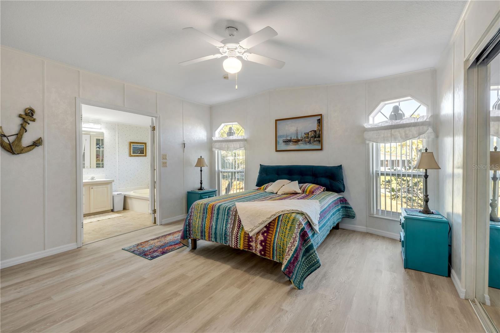 Image 43 of 71 For 290 Navajo Drive