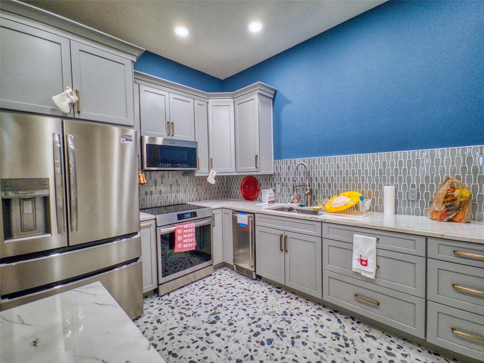 Image 57 of 71 For 290 Navajo Drive