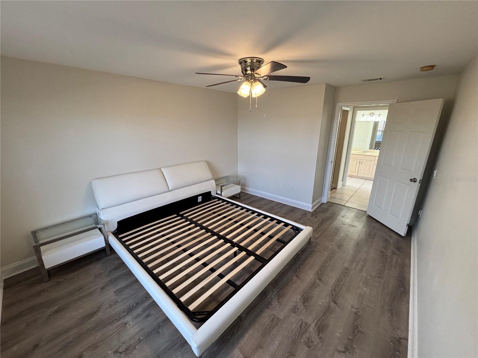 Image 10 of 39 For 3074 Ocean Shore Boulevard