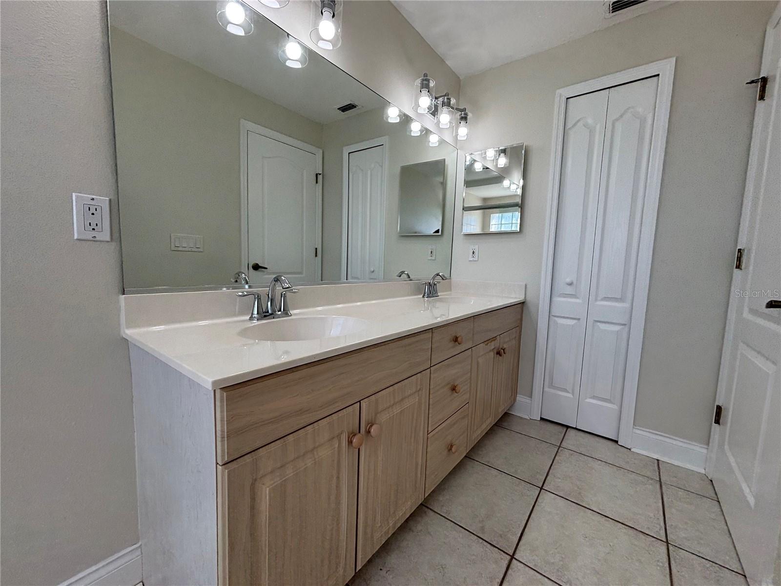 Image 21 of 39 For 3074 Ocean Shore Boulevard