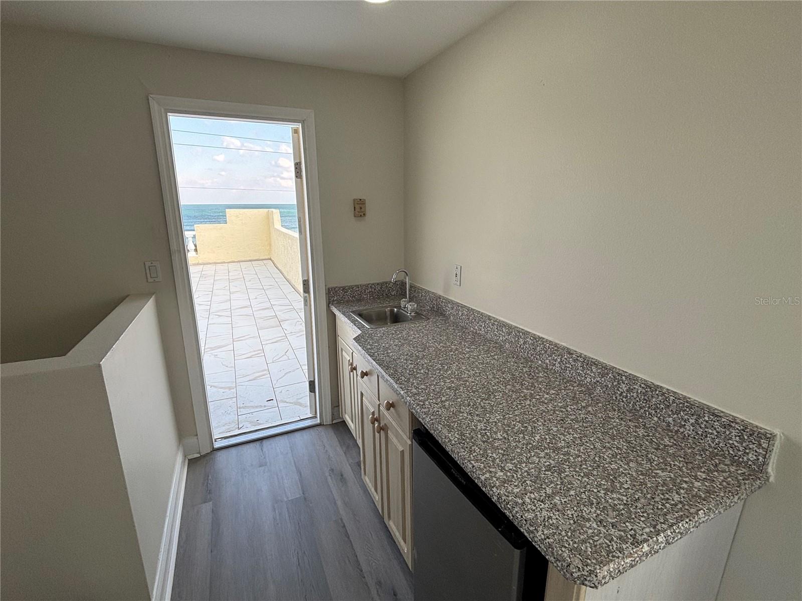 Image 32 of 39 For 3074 Ocean Shore Boulevard