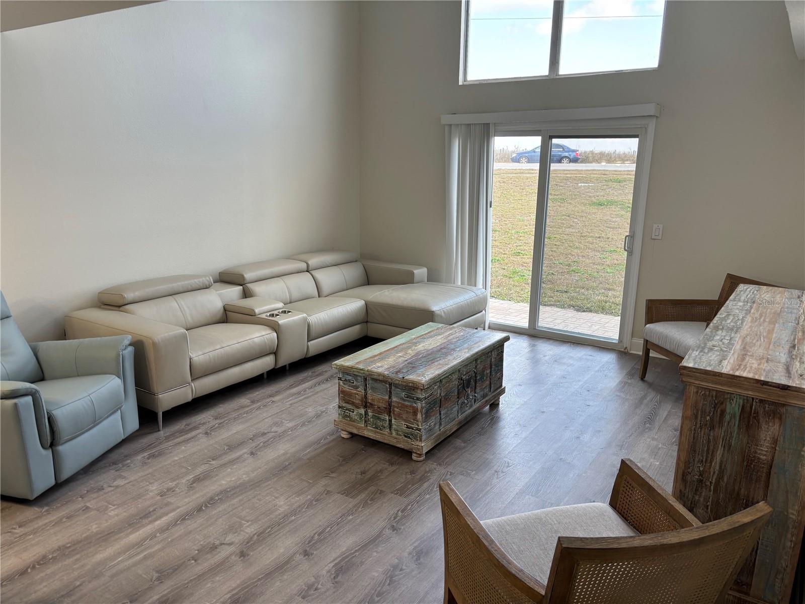 Image 8 of 39 For 3074 Ocean Shore Boulevard