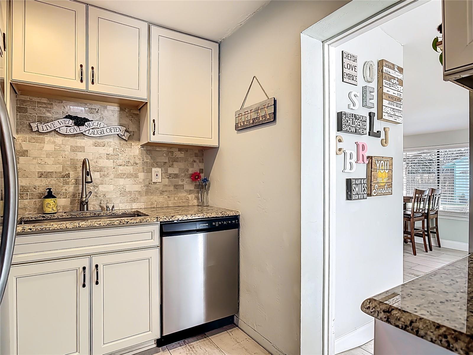 Image 17 of 43 For 829 9th Avenue