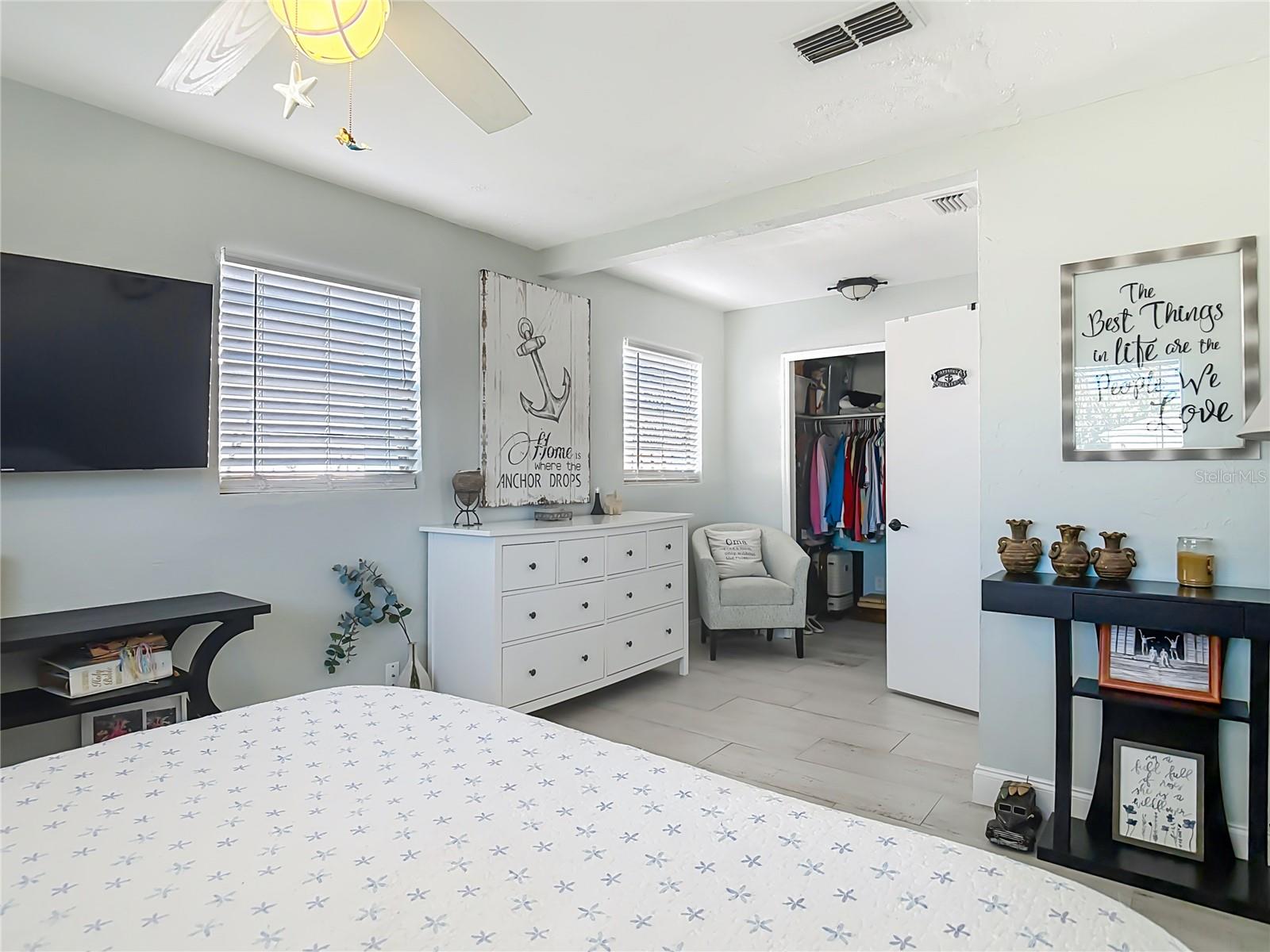 Image 19 of 43 For 829 9th Avenue