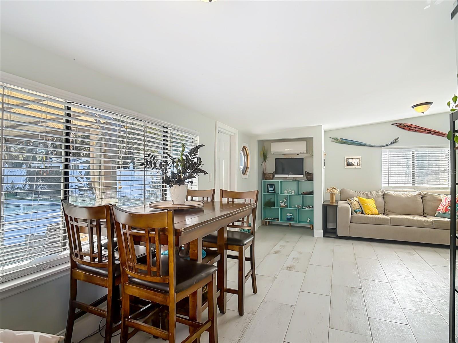 Image 25 of 43 For 829 9th Avenue