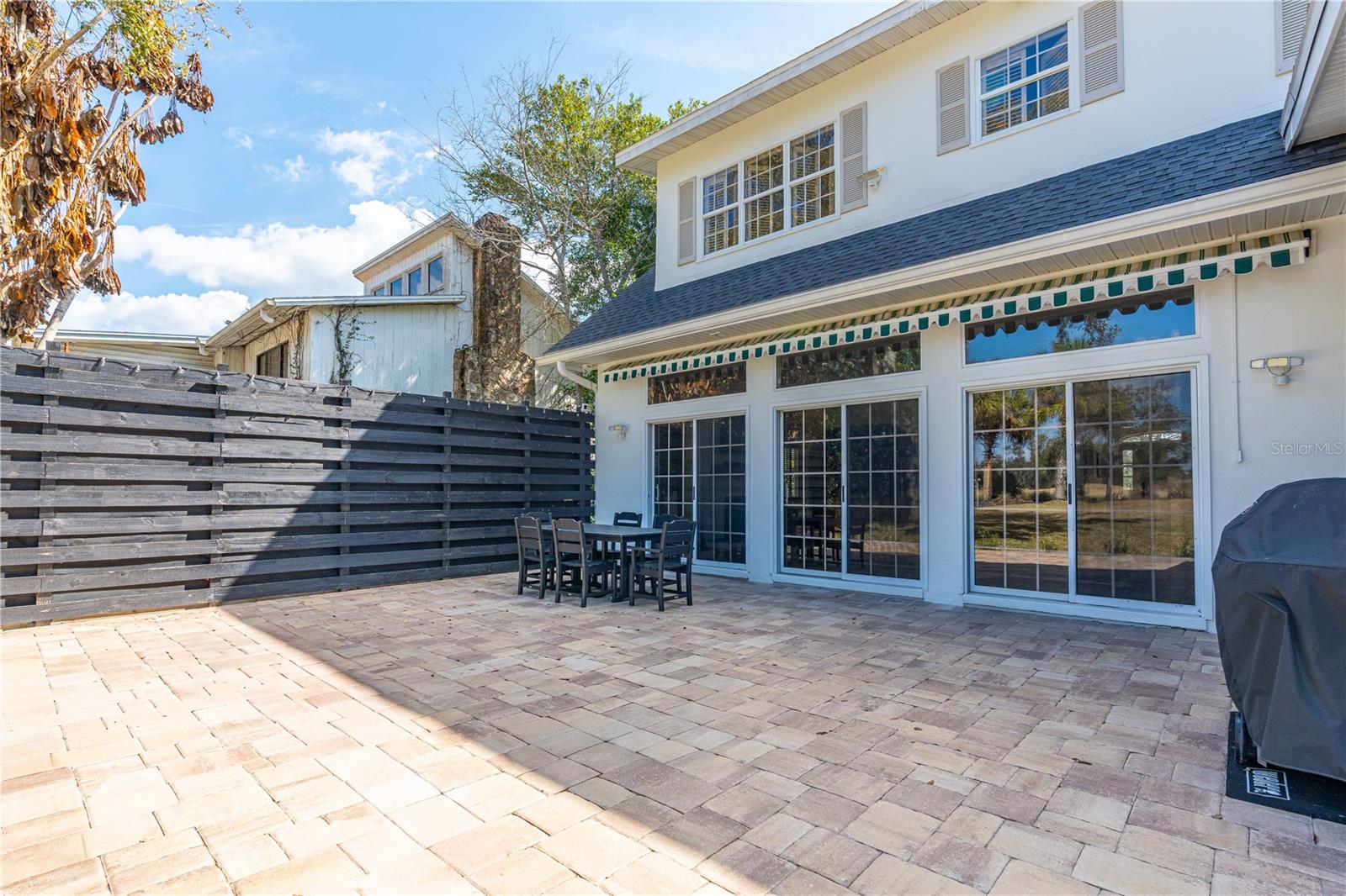 Image 10 of 66 For 180 Sweet Bay Avenue