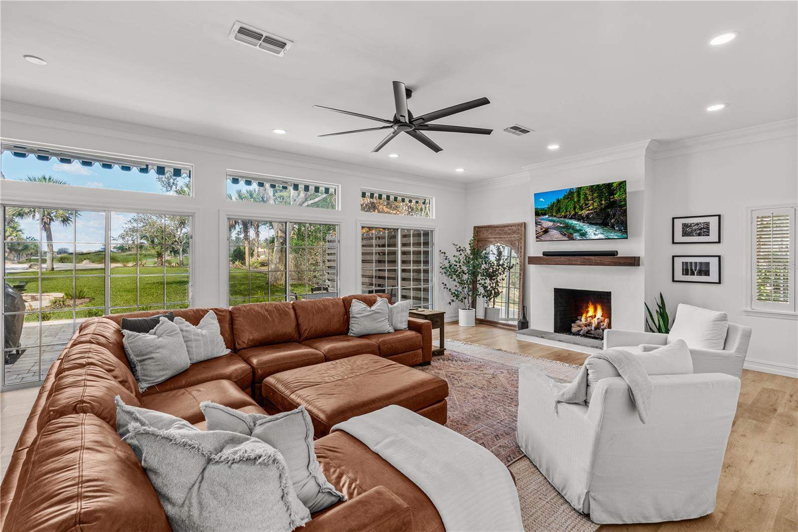 Image 15 of 66 For 180 Sweet Bay Avenue