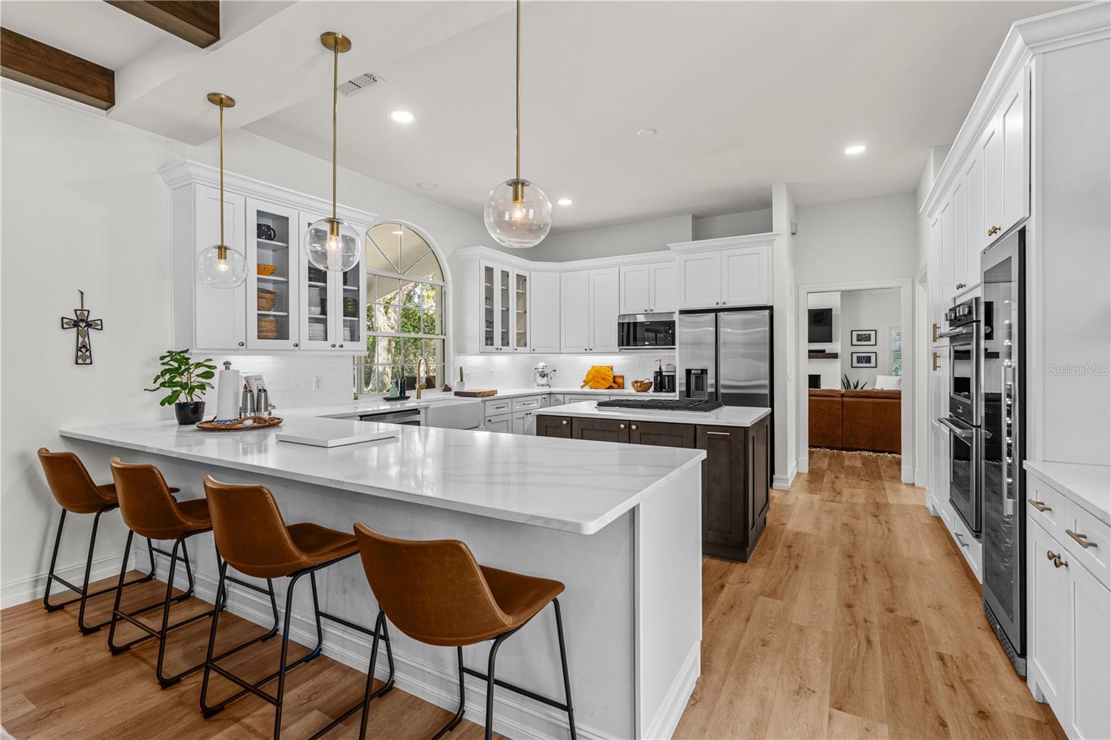 Image 19 of 66 For 180 Sweet Bay Avenue