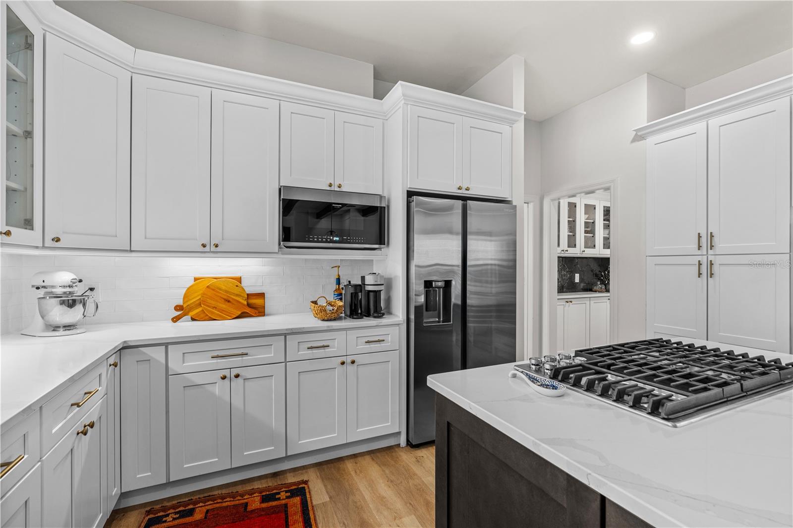 Image 21 of 66 For 180 Sweet Bay Avenue