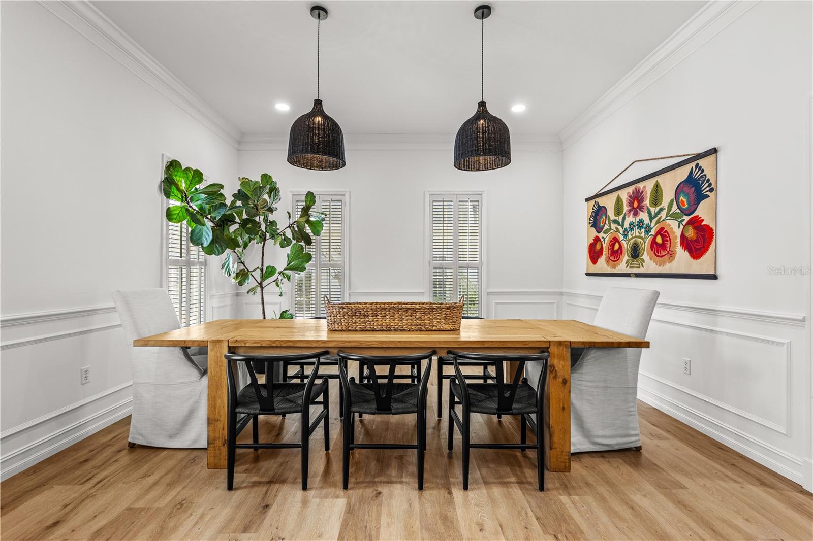 Image 27 of 66 For 180 Sweet Bay Avenue