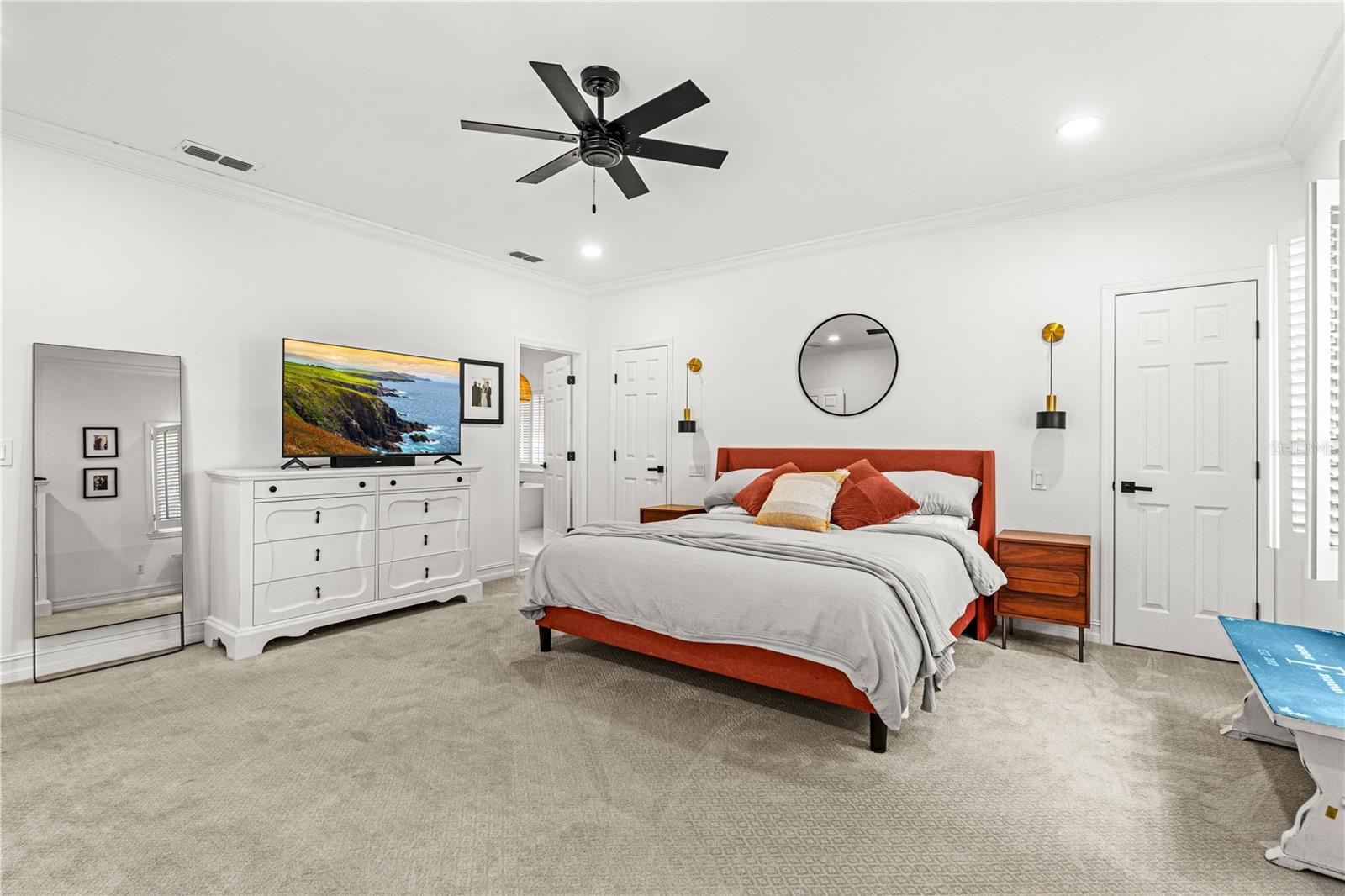 Image 34 of 66 For 180 Sweet Bay Avenue