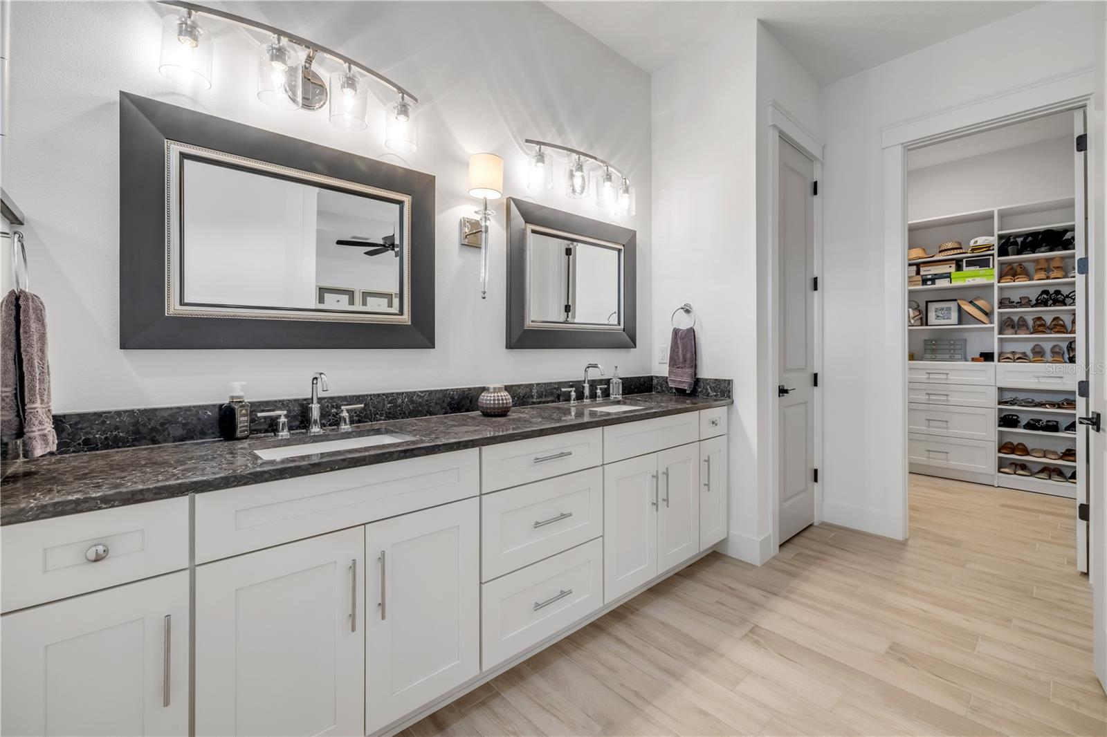 Image 28 of 52 For 3218 Modena Way