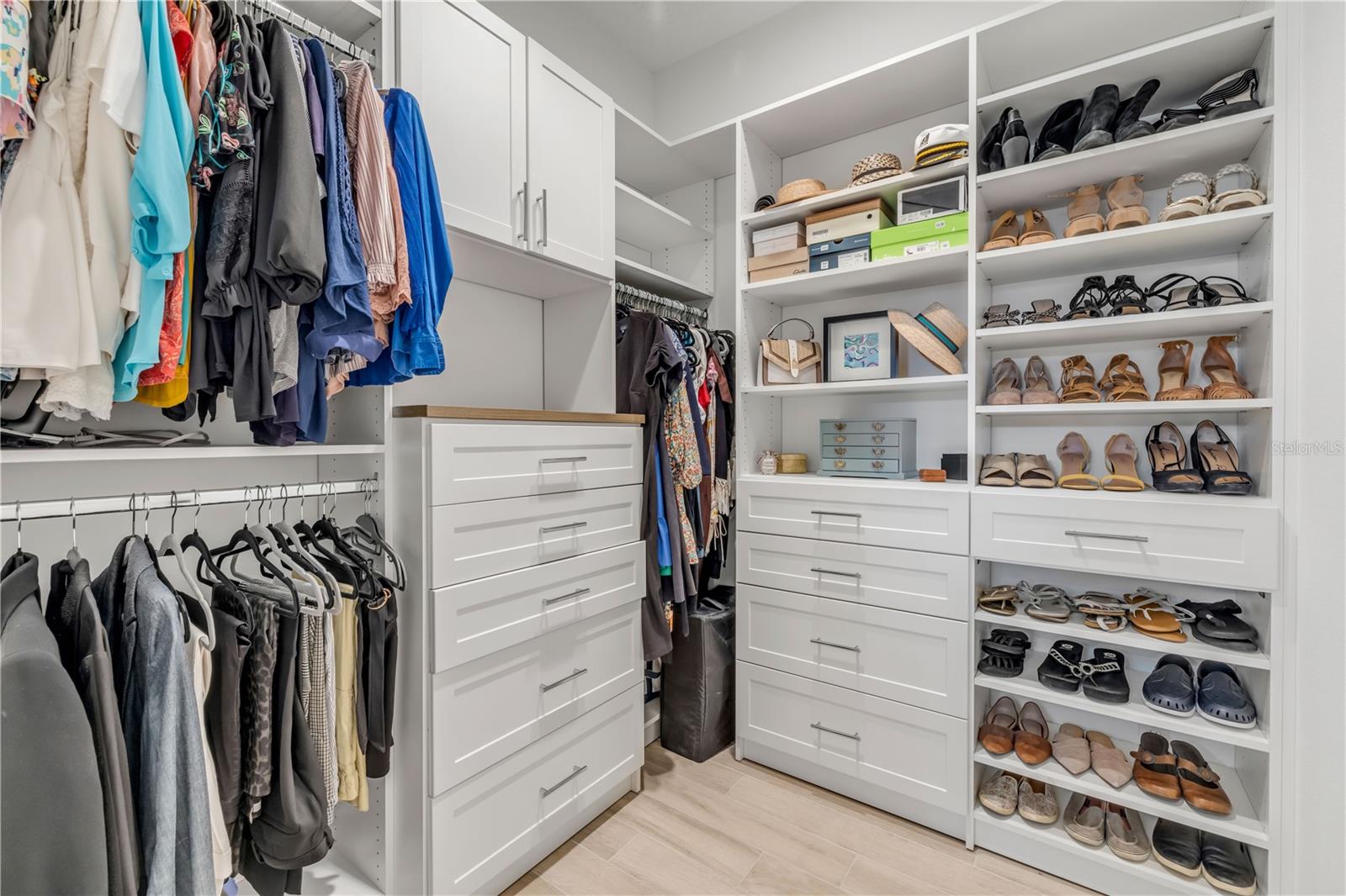 Image 32 of 52 For 3218 Modena Way