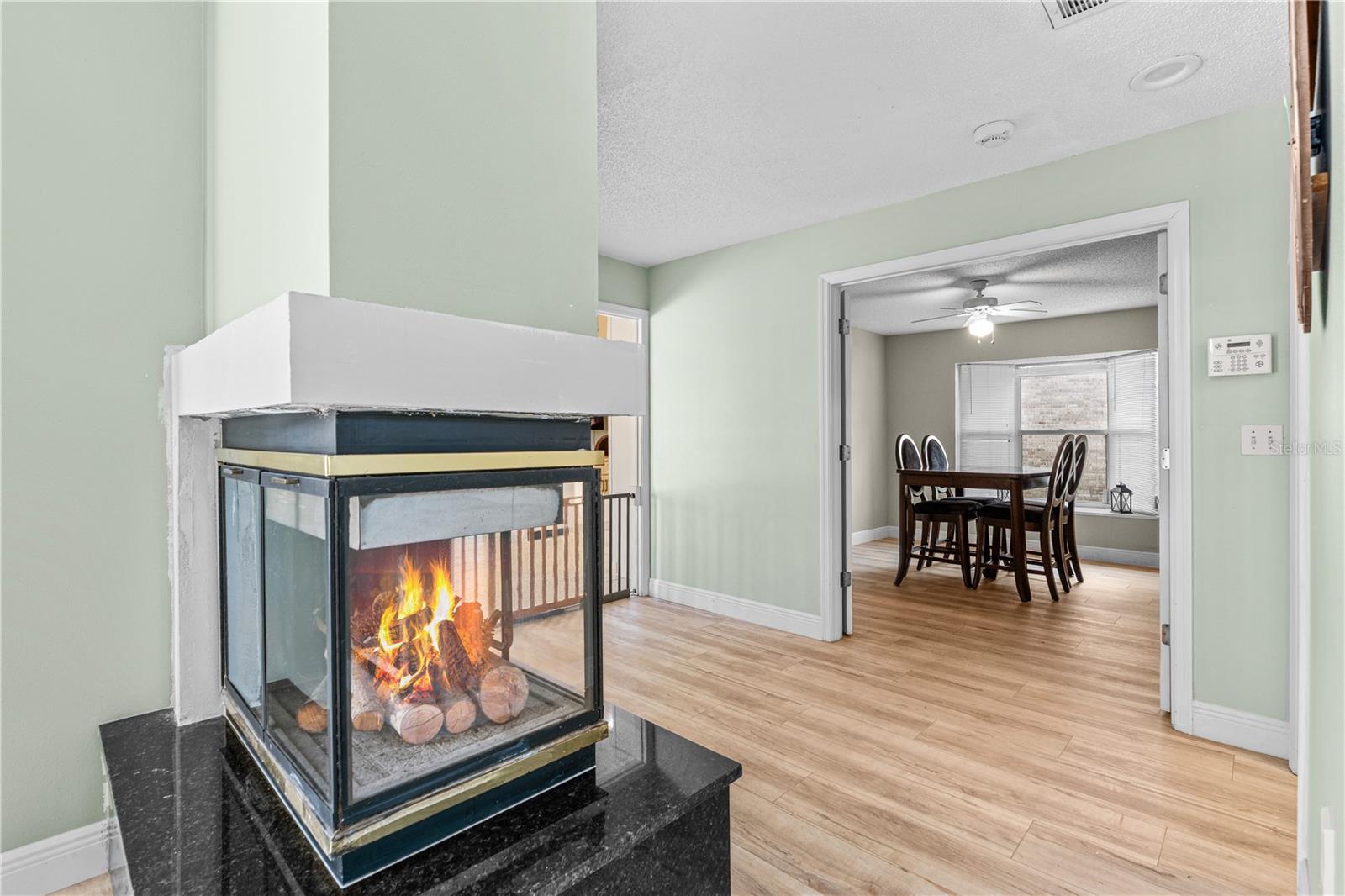 Image 18 of 59 For 732 Hunt Club Trail