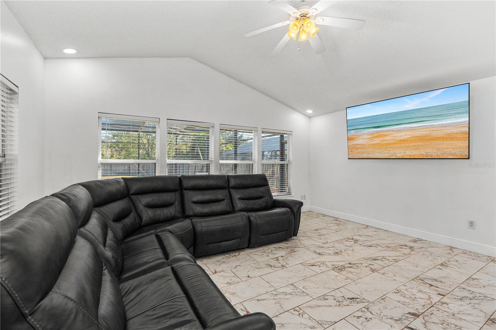 Image 26 of 59 For 732 Hunt Club Trail