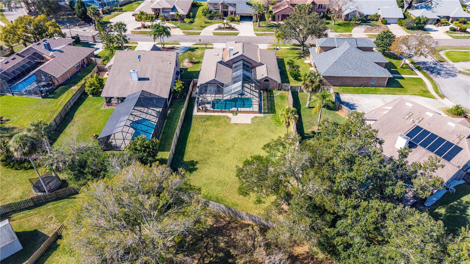 Image 46 of 59 For 732 Hunt Club Trail