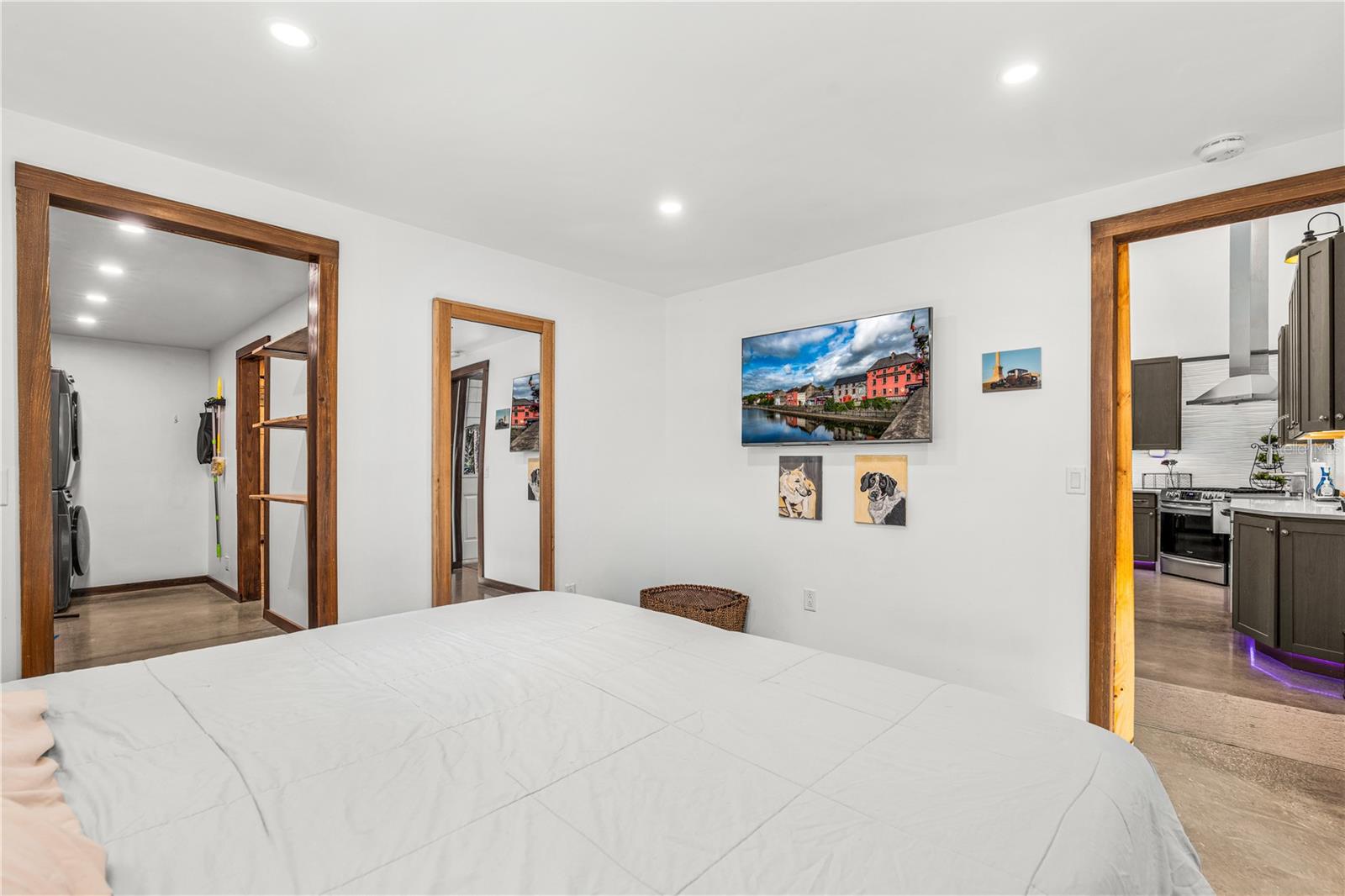 Image 24 of 51 For 3180 Volco Road