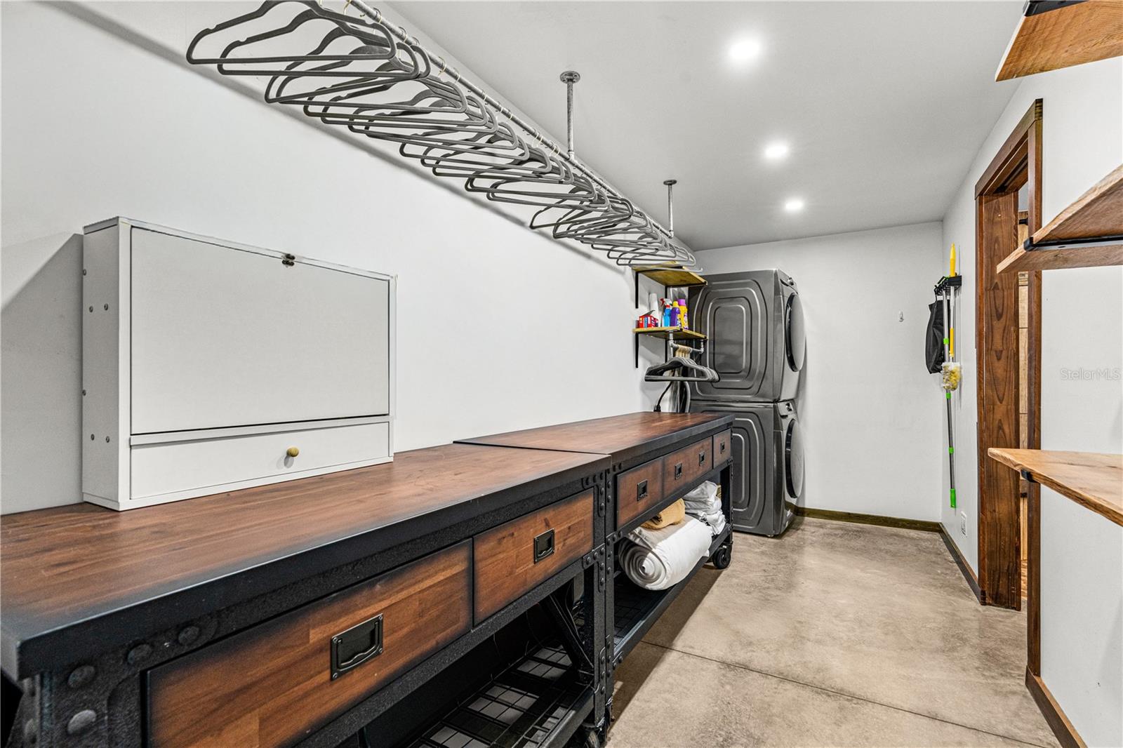 Image 26 of 51 For 3180 Volco Road