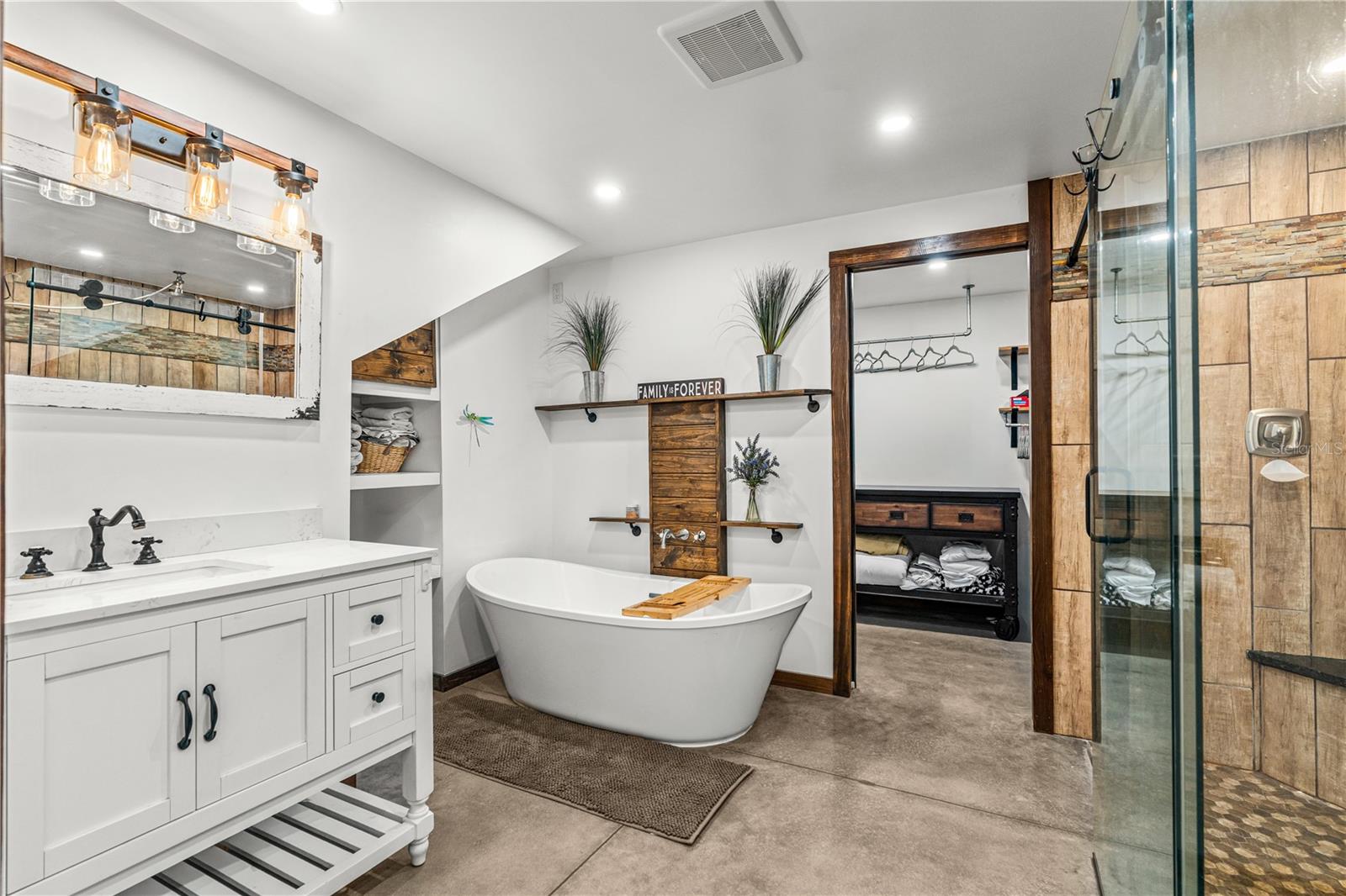 Image 28 of 51 For 3180 Volco Road