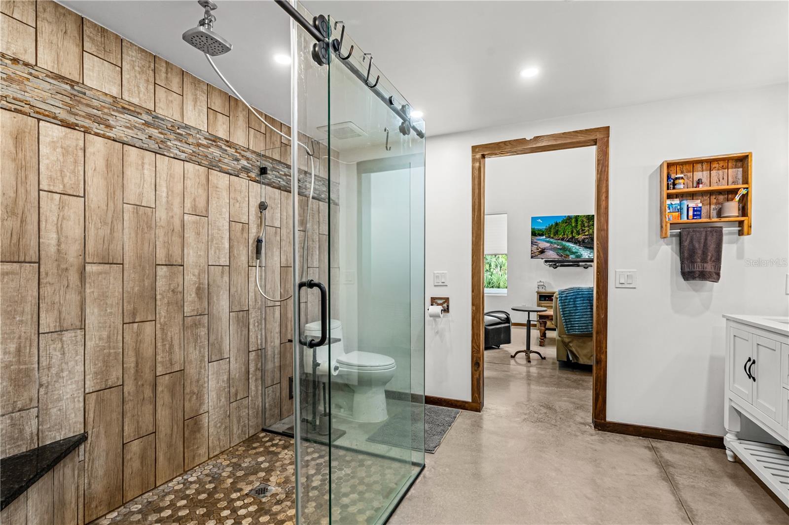 Image 30 of 51 For 3180 Volco Road