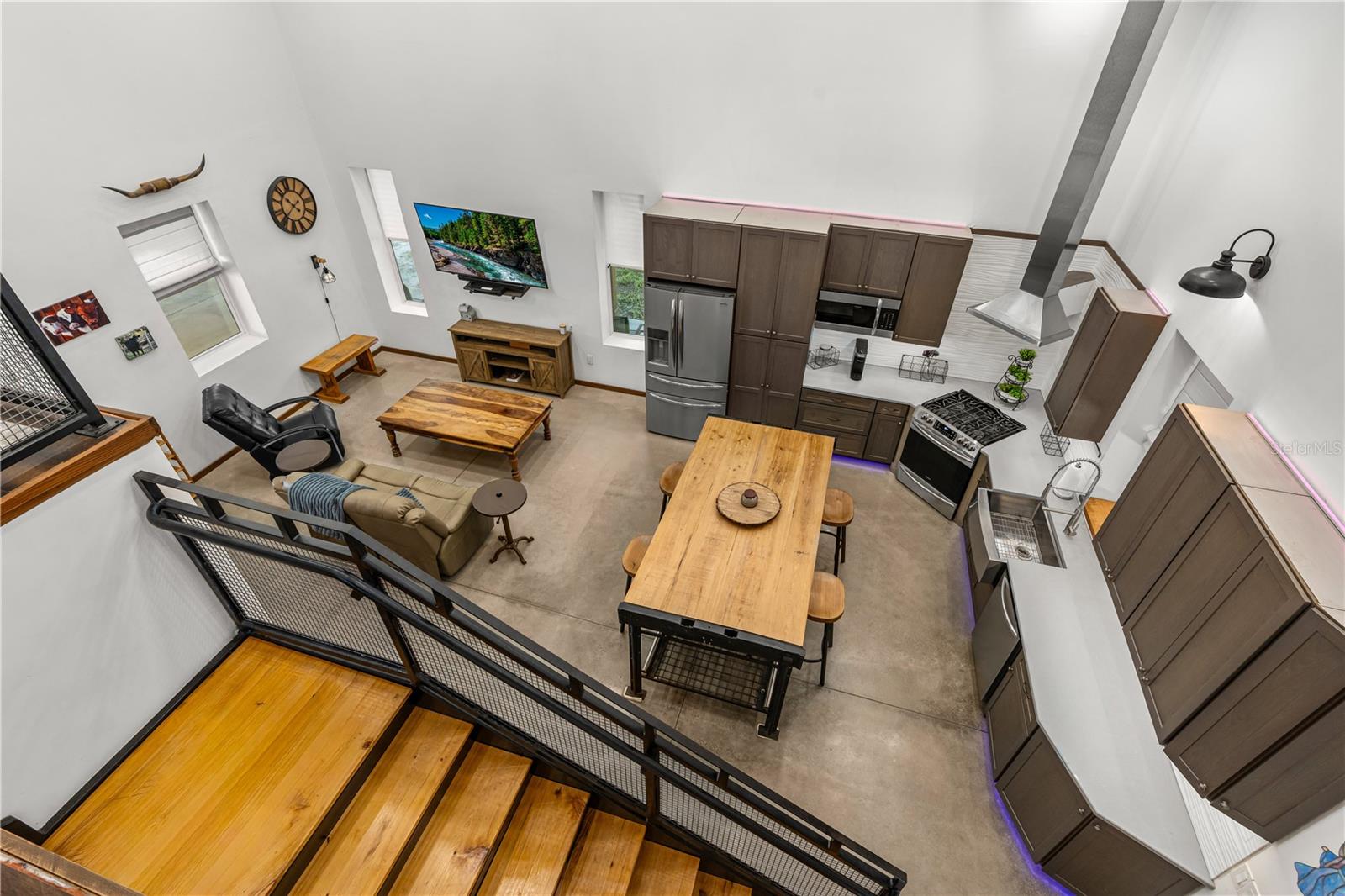 Image 38 of 51 For 3180 Volco Road