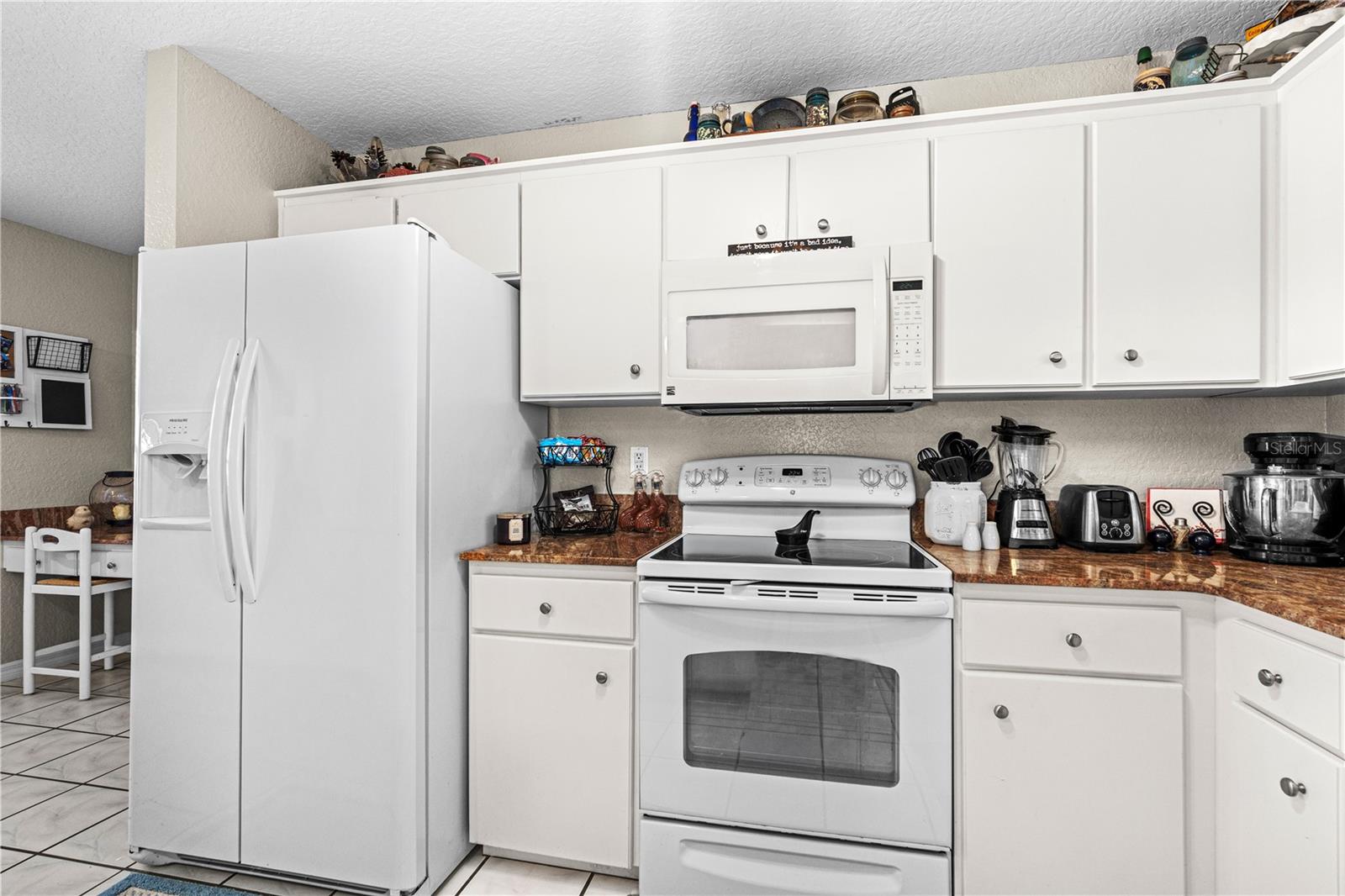 Image 19 of 38 For 1628 Victory Palm Drive