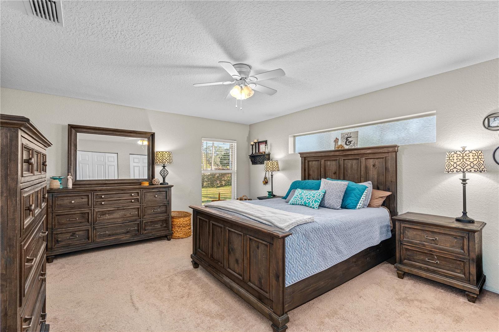 Image 22 of 38 For 1628 Victory Palm Drive