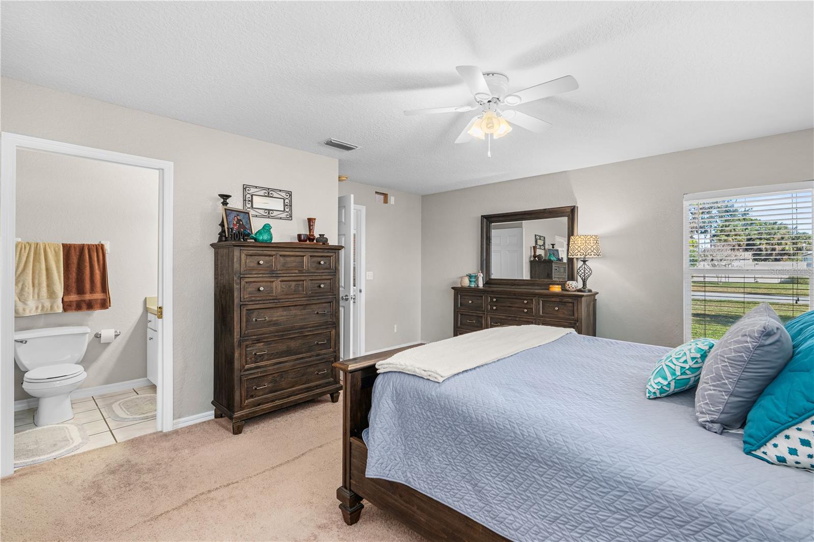 Image 25 of 38 For 1628 Victory Palm Drive