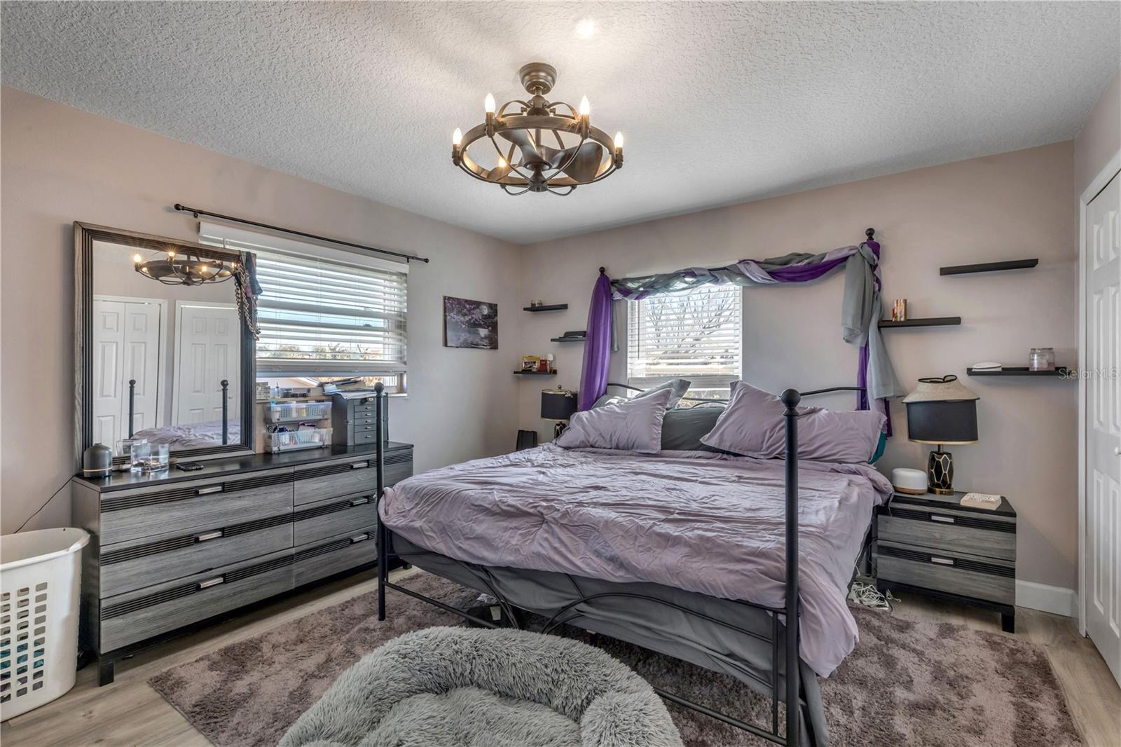 Image 5 of 42 For 831 21st Avenue