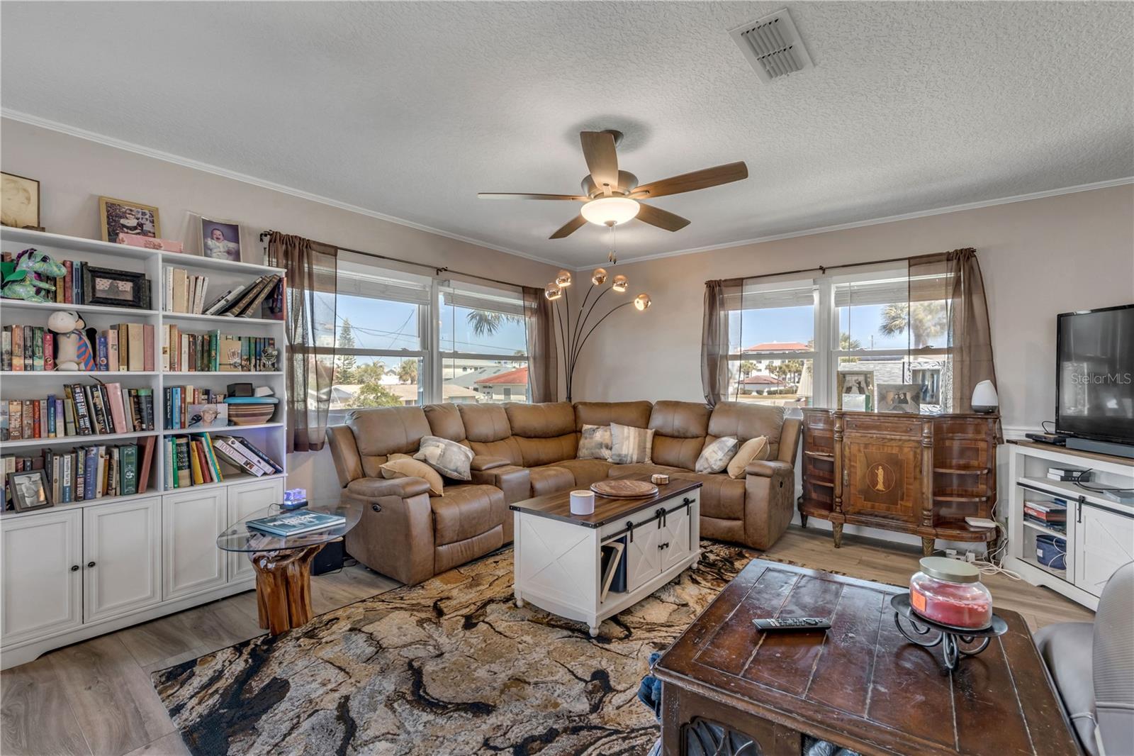 Image 8 of 42 For 831 21st Avenue