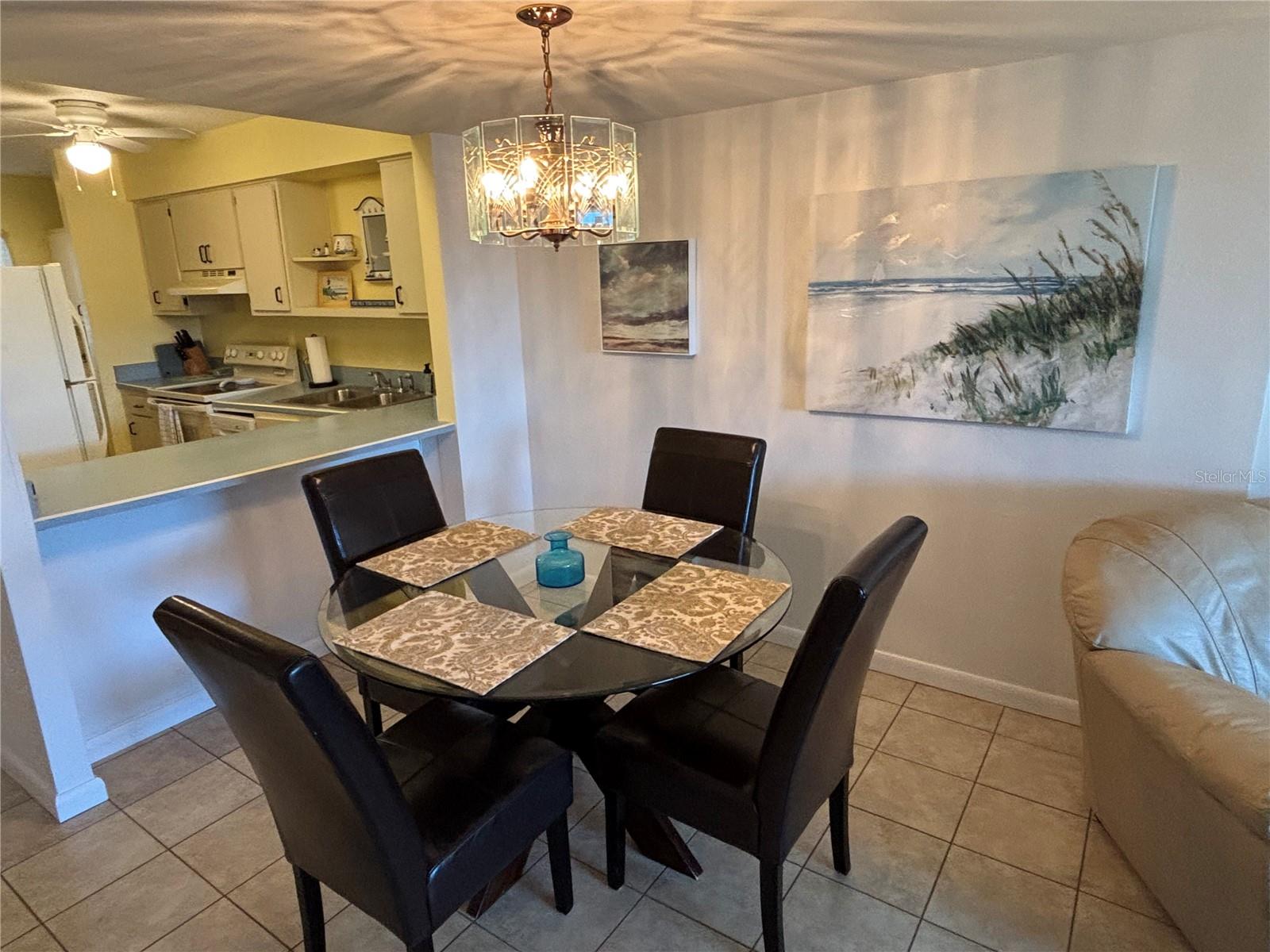 Image 6 of 35 For 1437 Atlantic Avenue 408