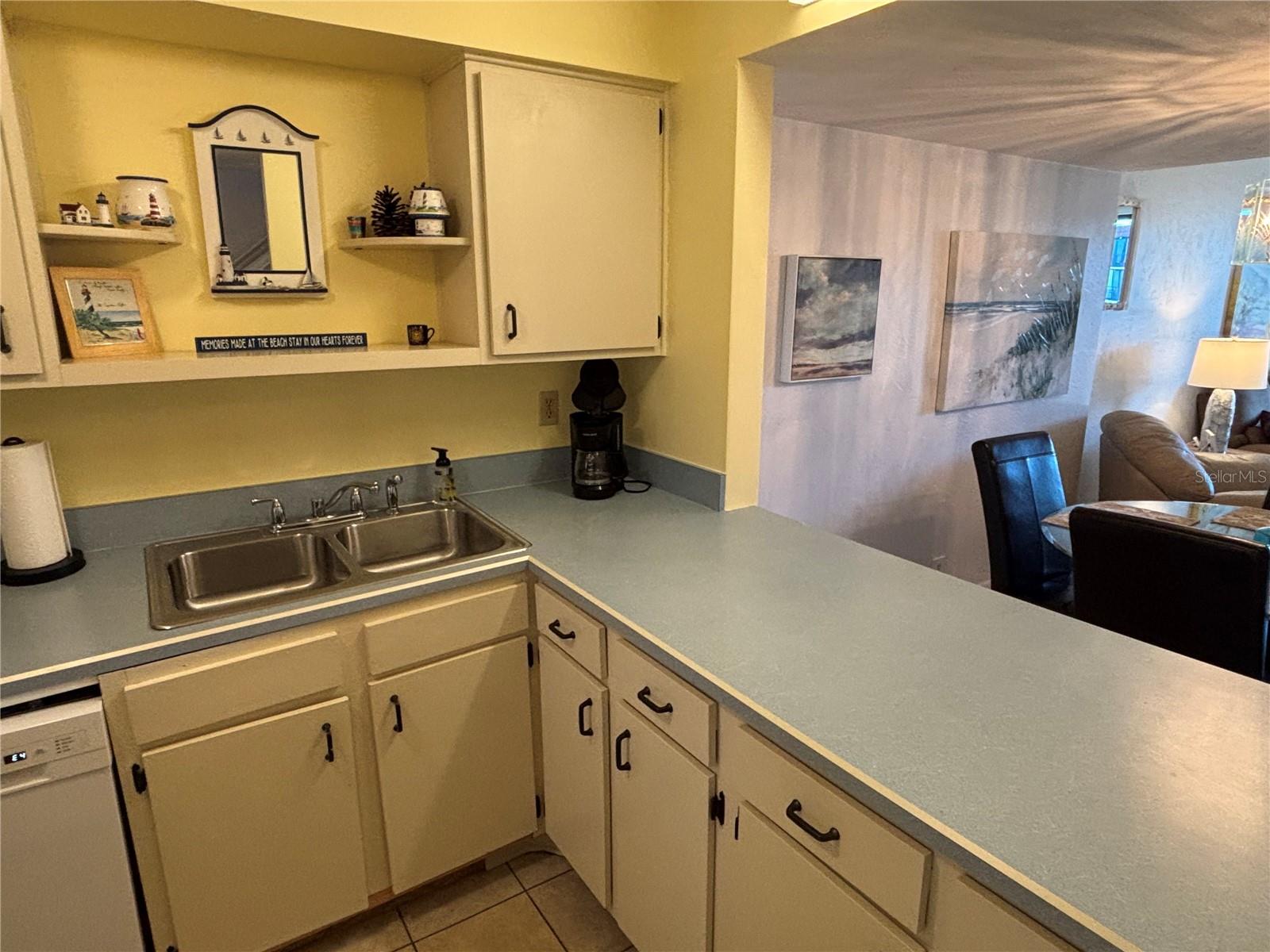 Image 7 of 35 For 1437 Atlantic Avenue 408