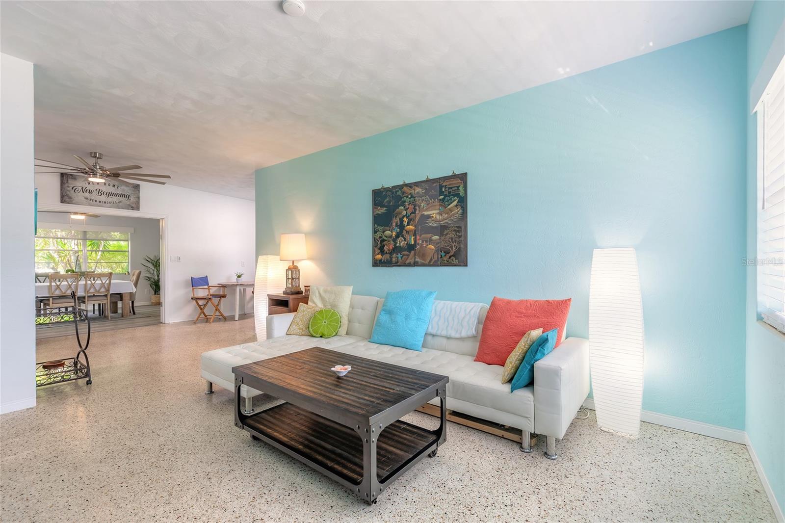 Image 17 of 40 For 2 Ronnie Circle