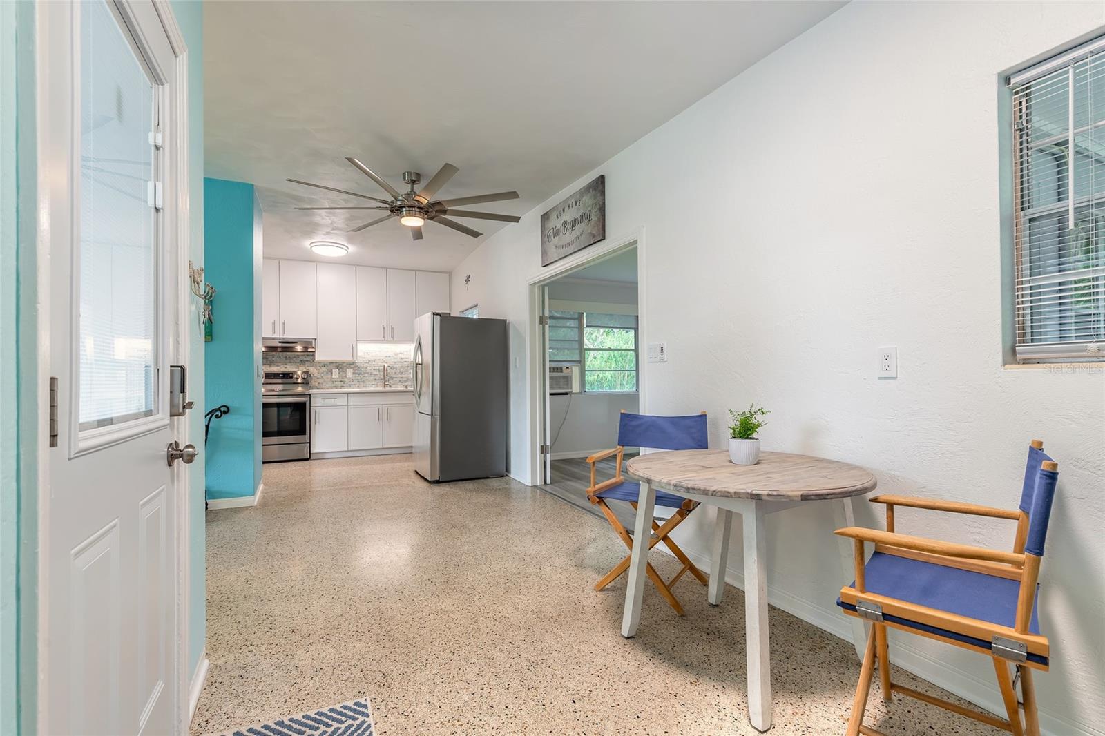 Image 27 of 40 For 2 Ronnie Circle