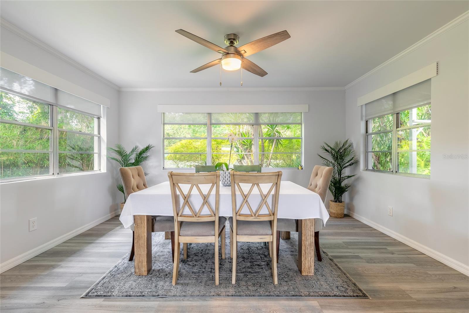 Image 28 of 40 For 2 Ronnie Circle