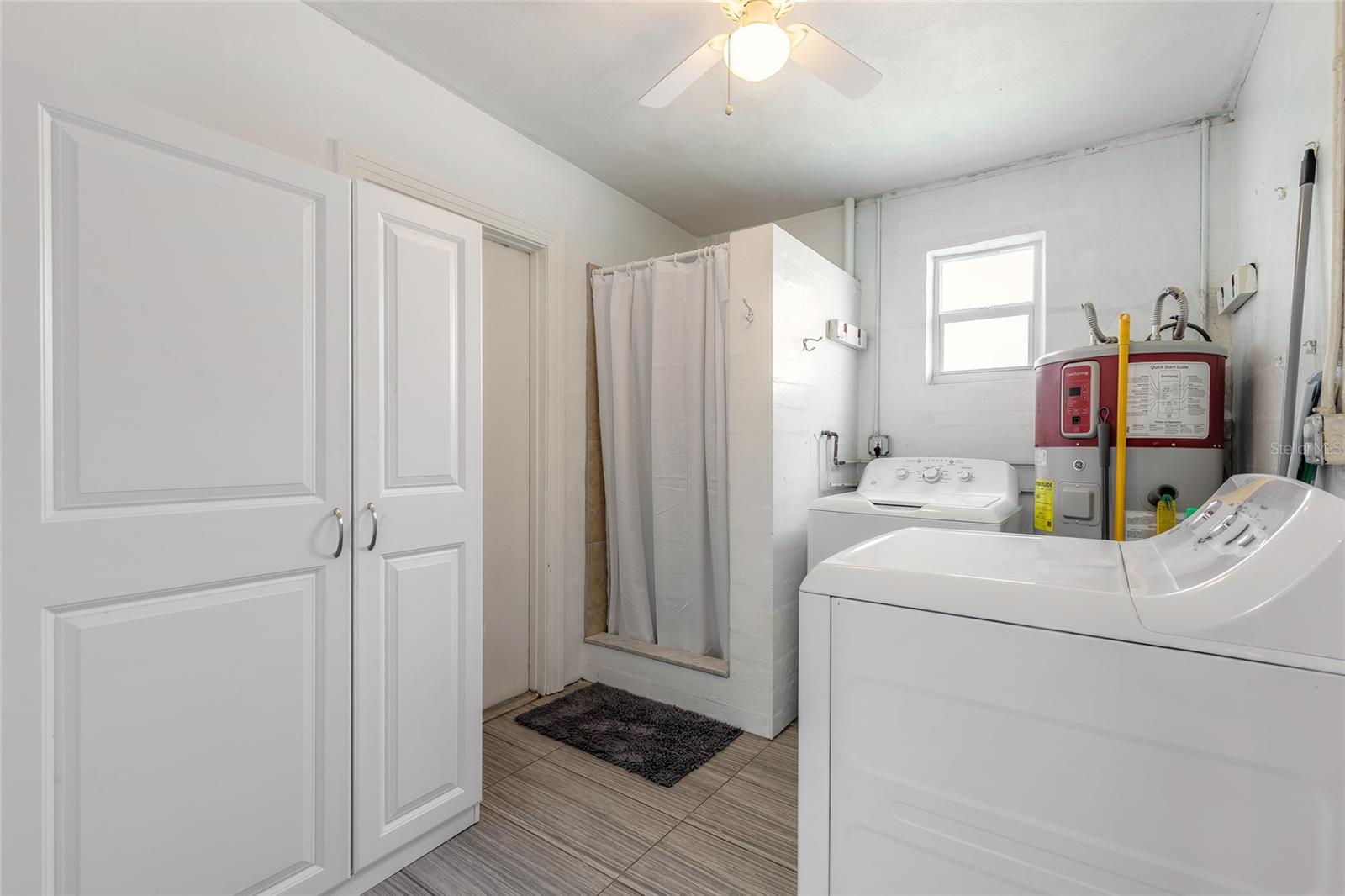 Image 31 of 40 For 2 Ronnie Circle