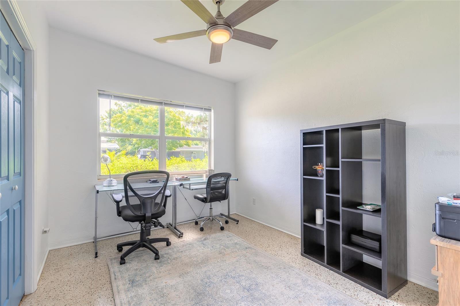 Image 7 of 40 For 2 Ronnie Circle