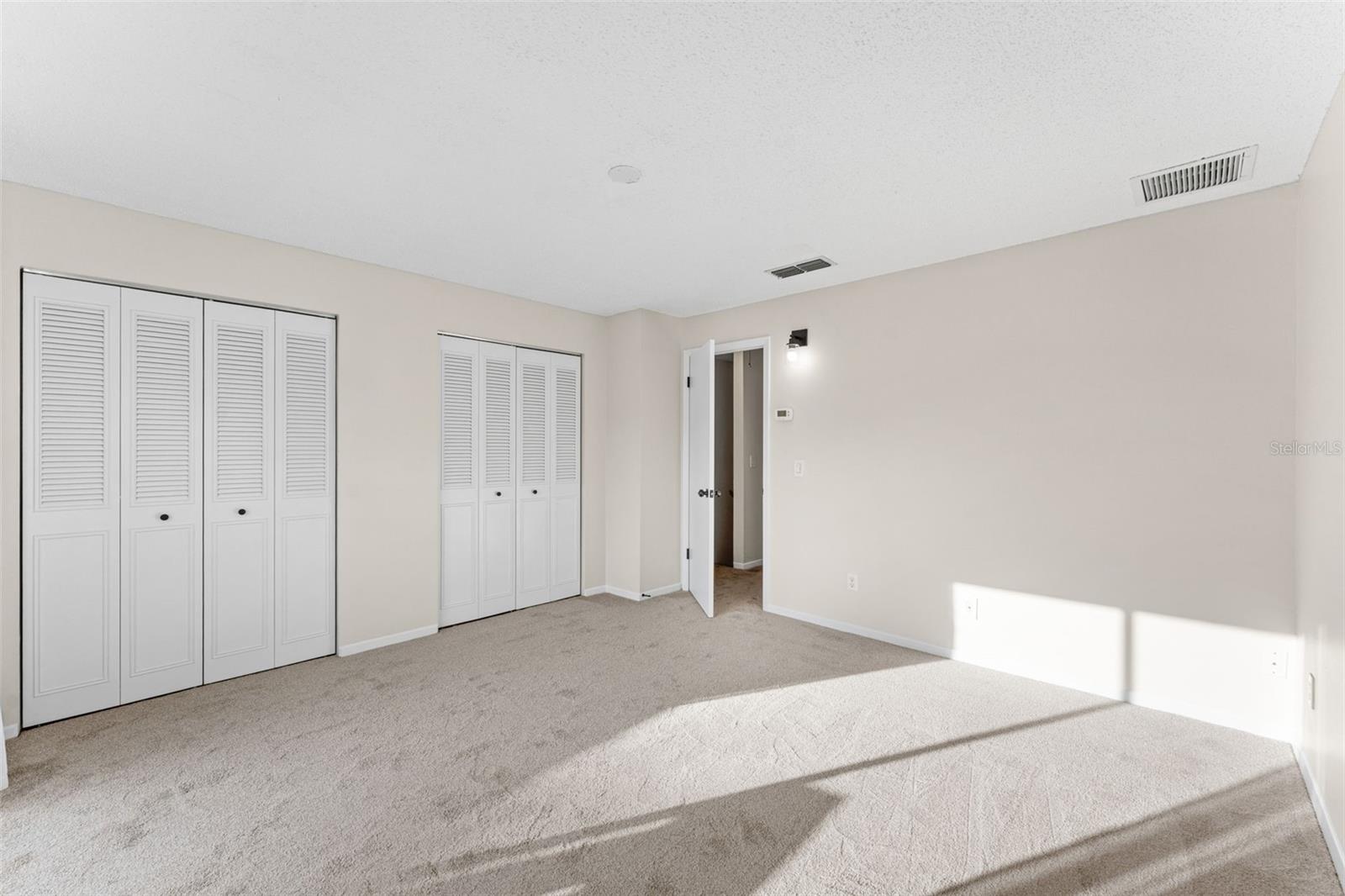 Image 17 of 39 For 101 Pine Street 2