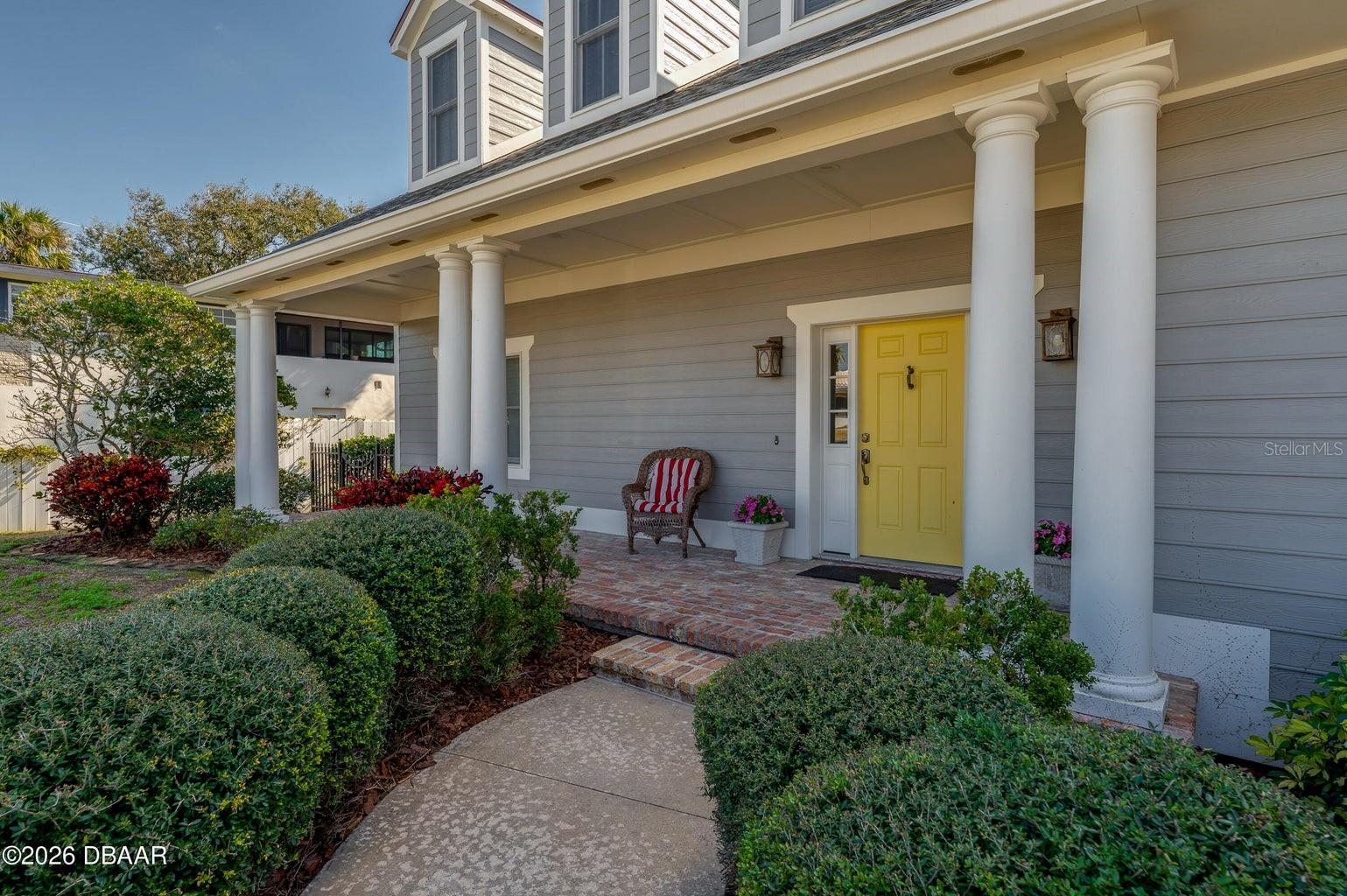 Image 2 of 34 For 2 Hickory Lane