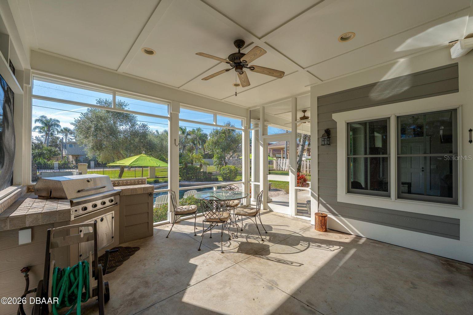 Image 25 of 34 For 2 Hickory Lane