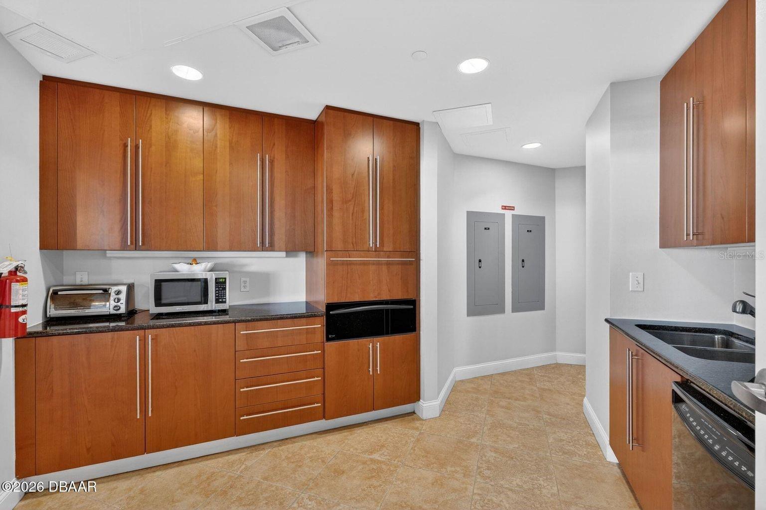 Image 68 of 73 For 3703 Atlantic Avenue 504