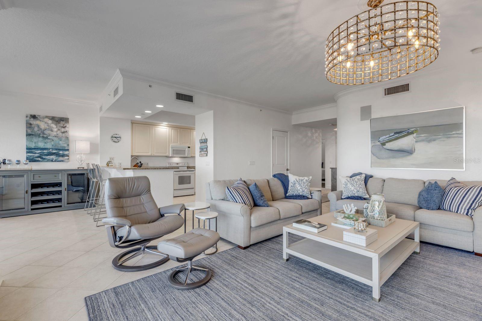 Image 11 of 77 For 259 Minorca Beach Way 702