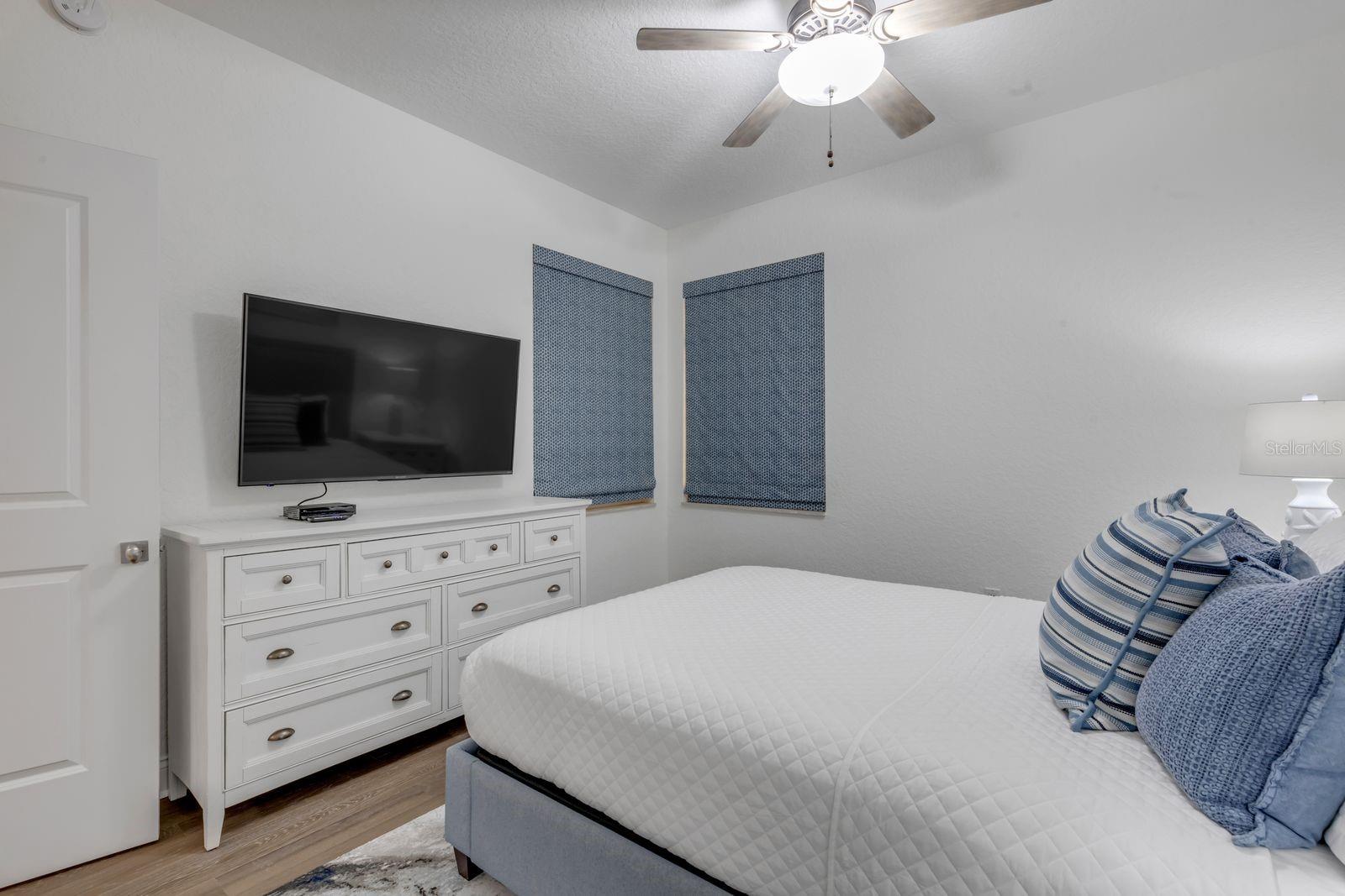 Image 44 of 77 For 259 Minorca Beach Way 702