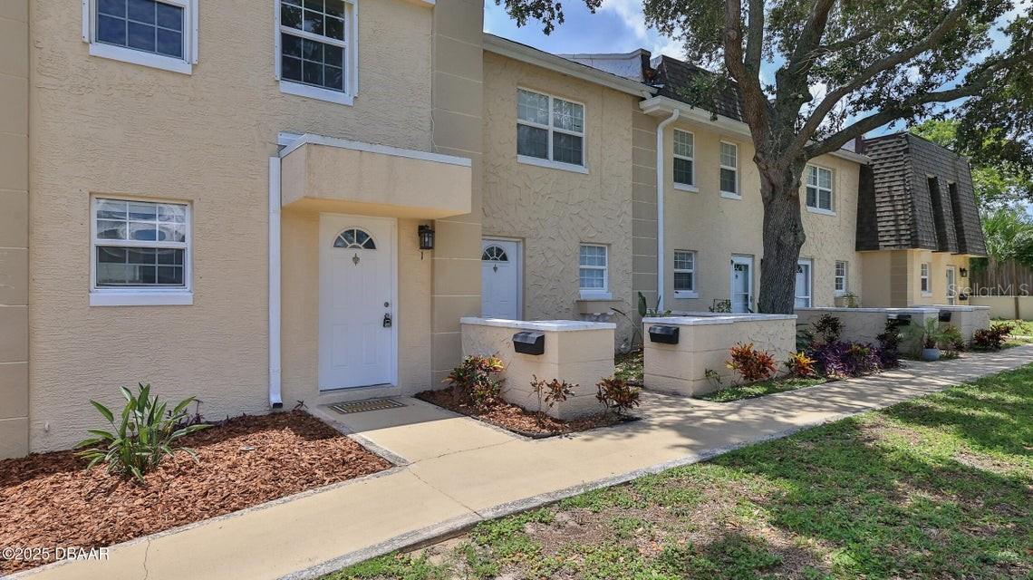 Details for 437 Oleander Avenue 1, DAYTONA BEACH, FL 32118
