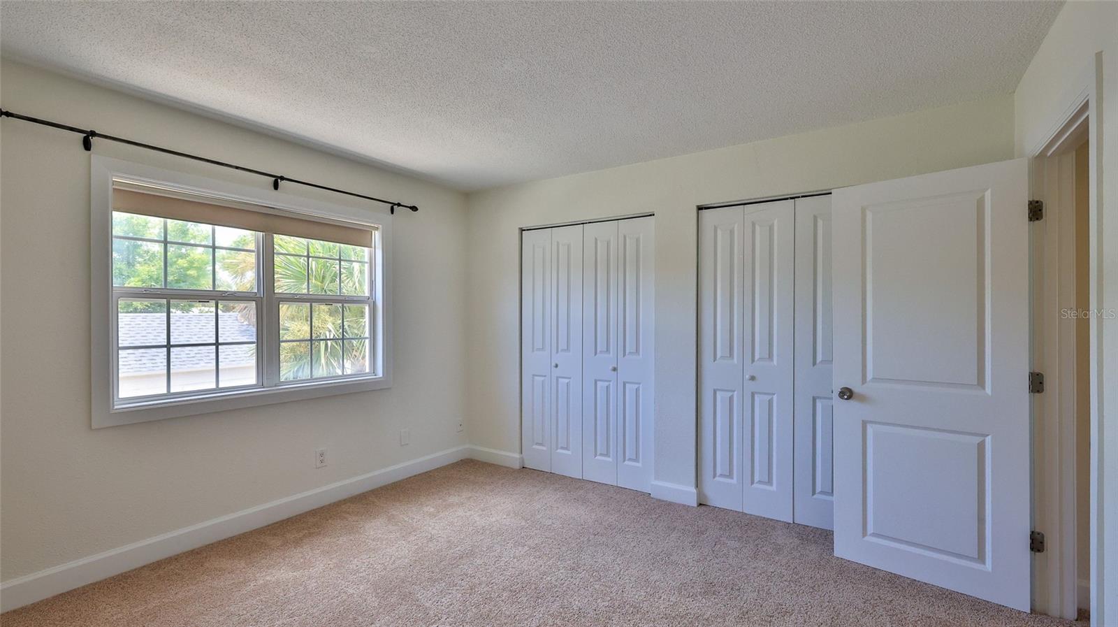 Image 19 of 30 For 437 Oleander Avenue 1