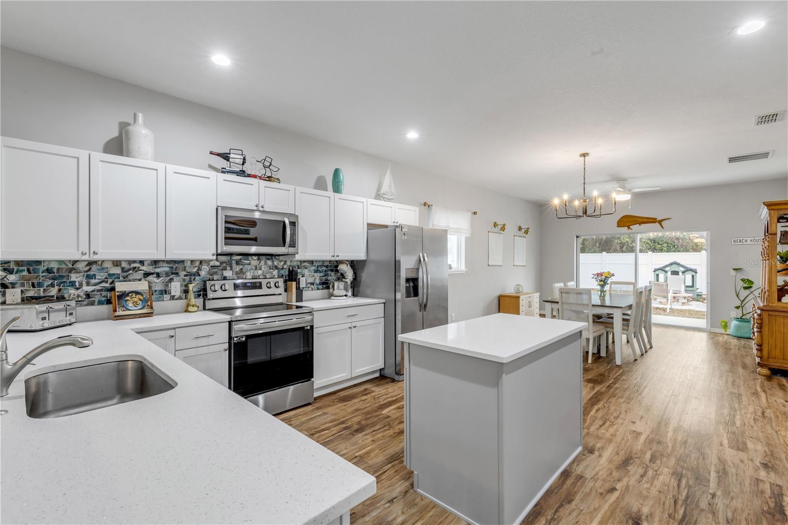 Image 15 of 58 For 3330 Willow Oak Drive