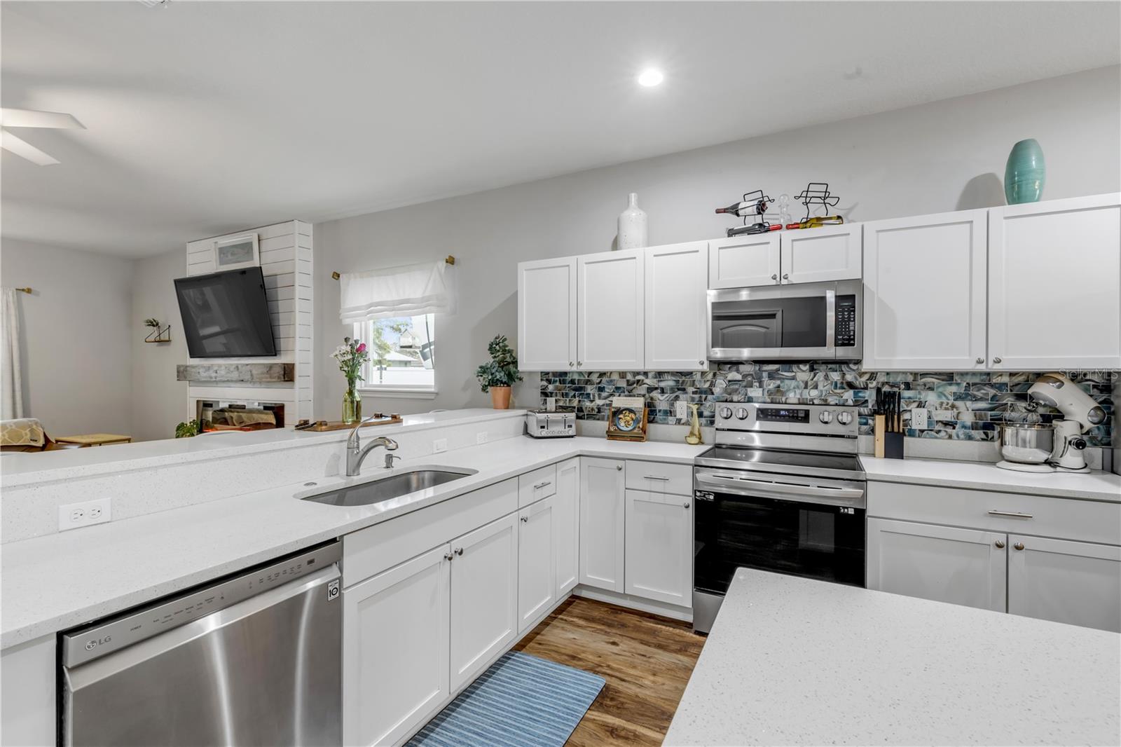 Image 16 of 58 For 3330 Willow Oak Drive